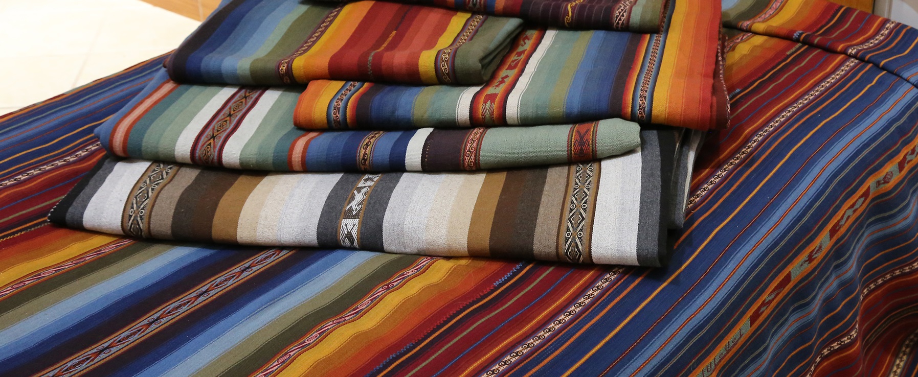 Colchas – large textiles
