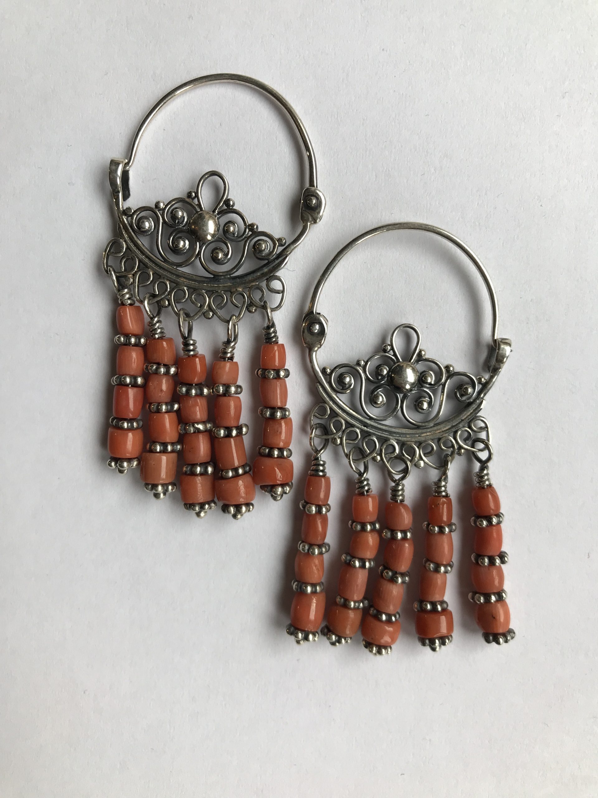 earrings item 4